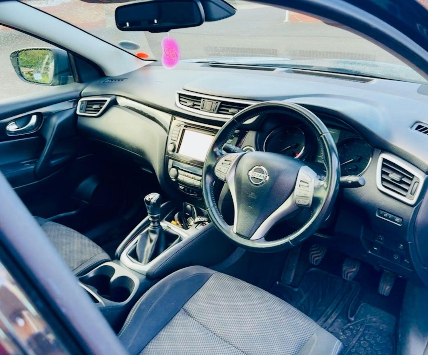 Used Nissan Qashqai 2015 for sale - 77068018: Photo 5