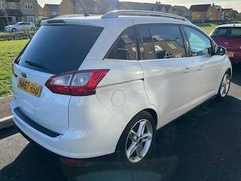 Used Ford Grand C-Max 2017 for sale - 77178259: Photo