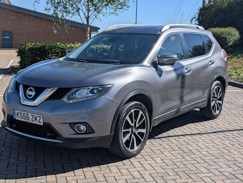 Used Nissan X-Trail 2016 for sale - 78920371: Photo