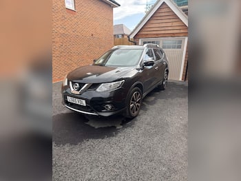 Used Nissan X-Trail 2015 for sale - 79773480: Photo
