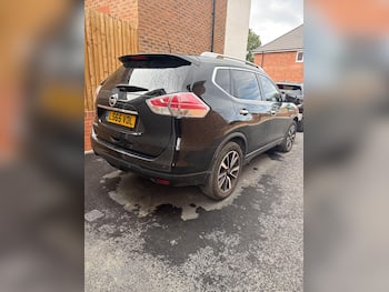 Used Nissan X-Trail 2015 for sale - 79773480: Photo