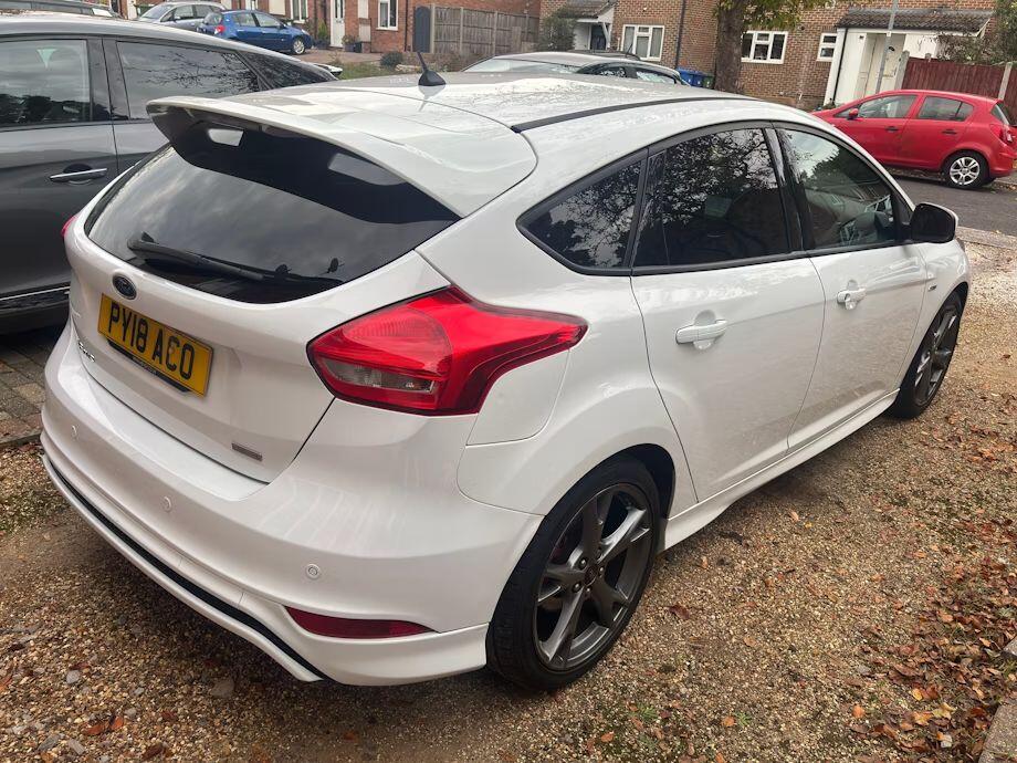 Used Ford Focus 2018 for sale - 76176627: Photo 3