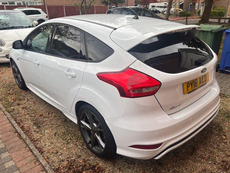 Used Ford Focus 2018 for sale - 76176627: Photo 4