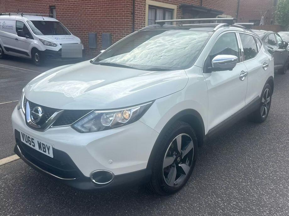 Used Nissan Qashqai 2015 for sale - 77442694: Photo 2