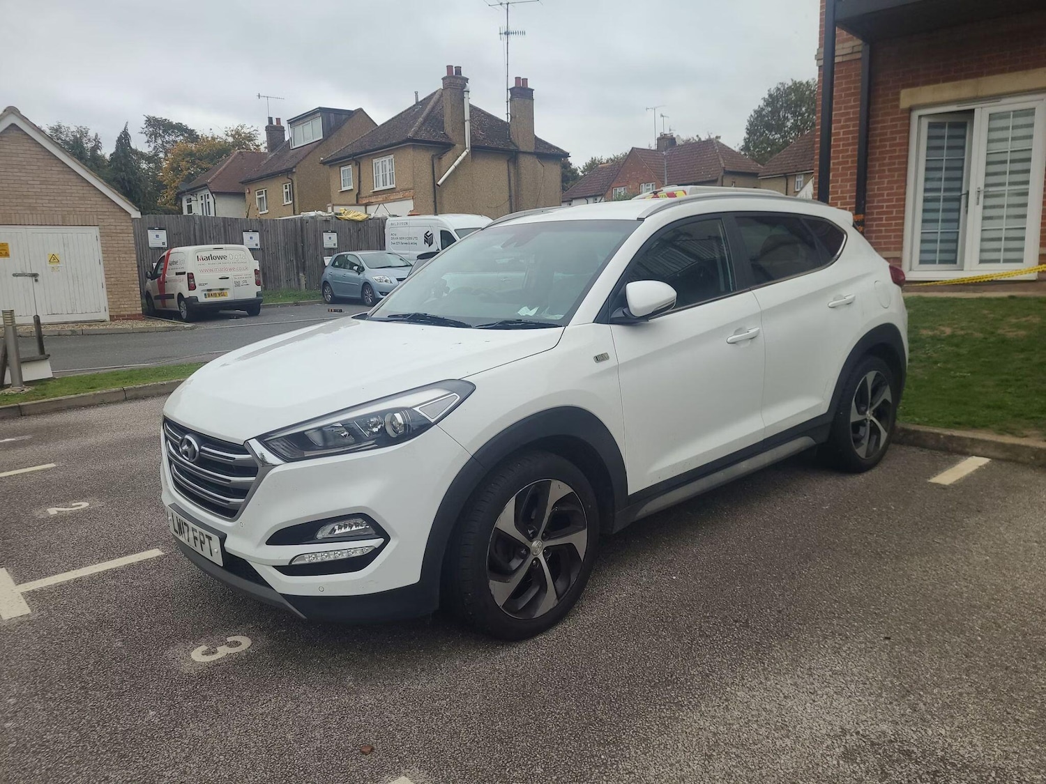 Used Hyundai TUCSON for sale - 76469115: Photo 2