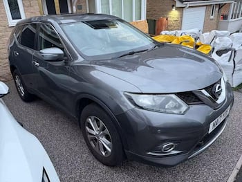Used Nissan X-Trail 2017 for sale - 79676078: Photo