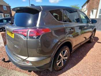 Used Toyota RAV4 2017 for sale - 74619838: Photo