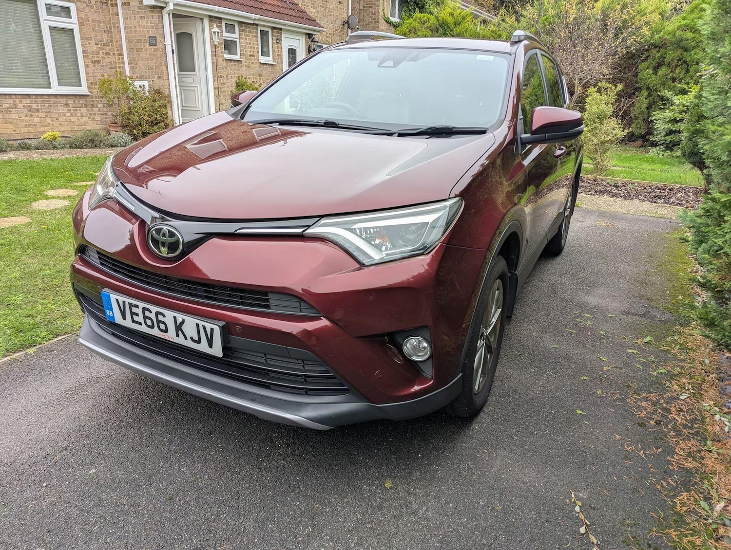 Used Toyota RAV4 2016 for sale - 76229715: Photo 2