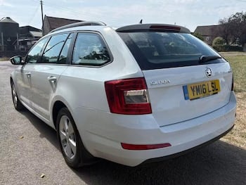 Used Skoda Octavia 2016 for sale - 79644115: Photo