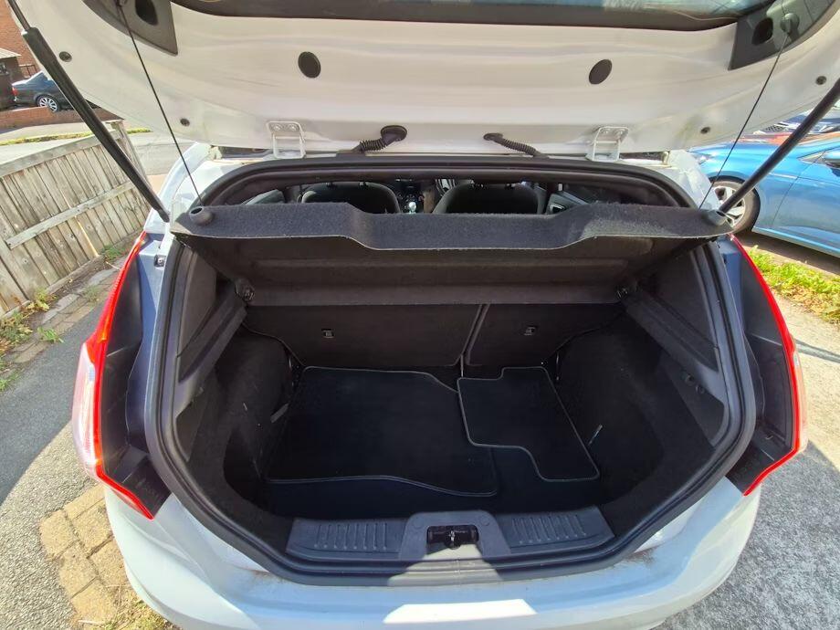 Used Ford Fiesta 2016 for sale - 76176624: Photo 9