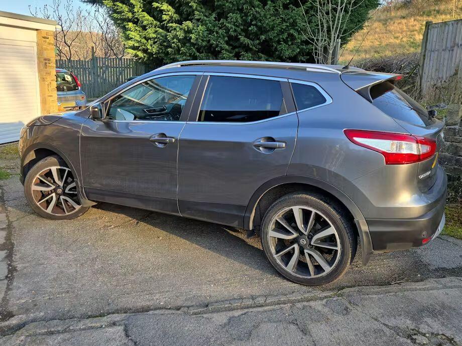 Used Nissan Qashqai 2016 for sale - 77779452: Photo 4