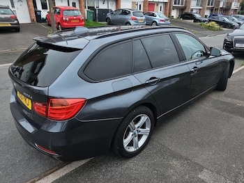 Used BMW 3 Series 2015 for sale - 76313816: Photo