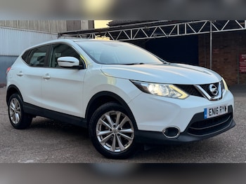 Used Nissan Qashqai 2016 for sale - 79242247: Photo