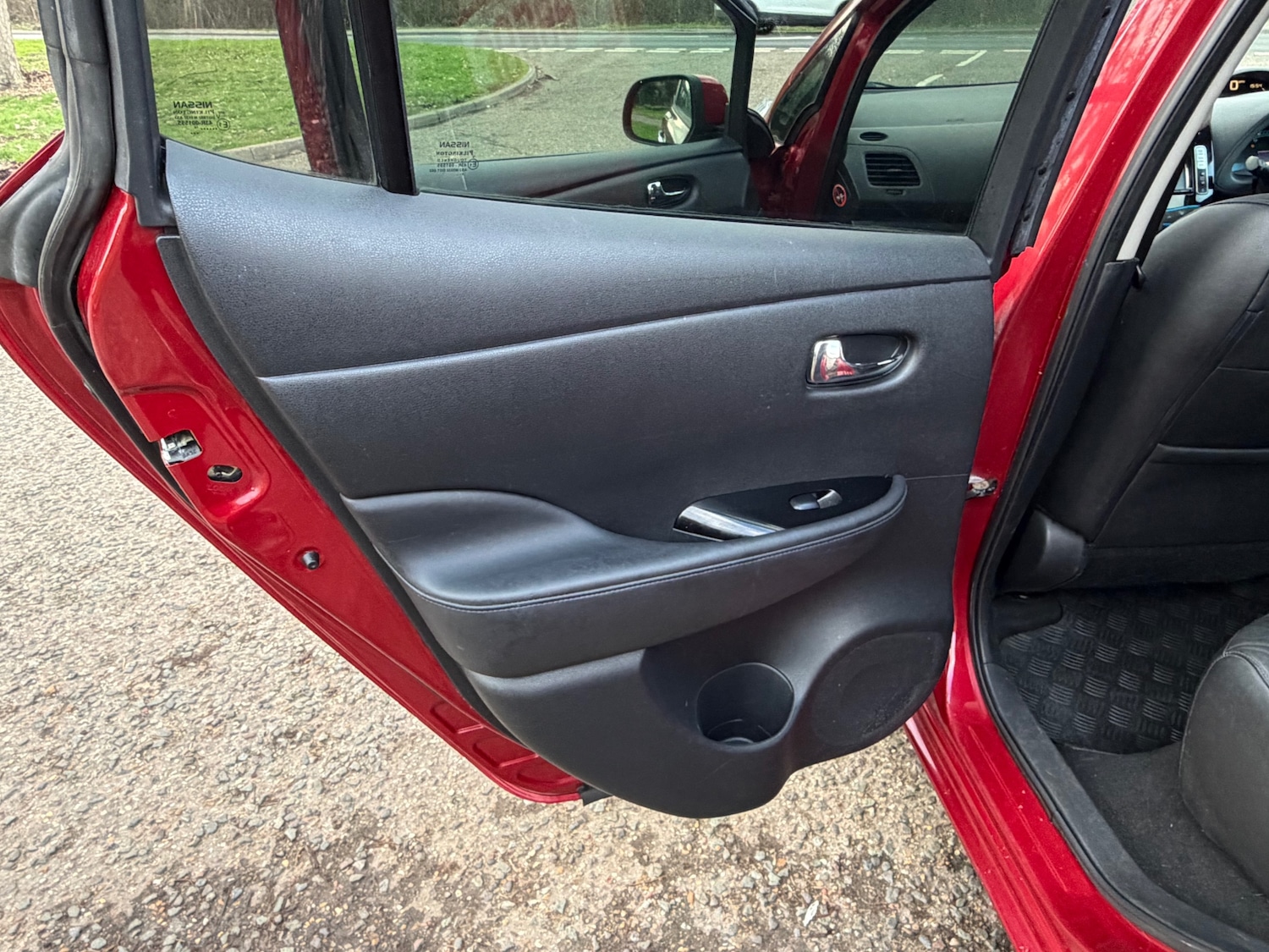 Used Nissan Leaf 2015 for sale - 77304759: Photo 34