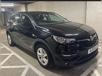 Vauxhall - Grandland X