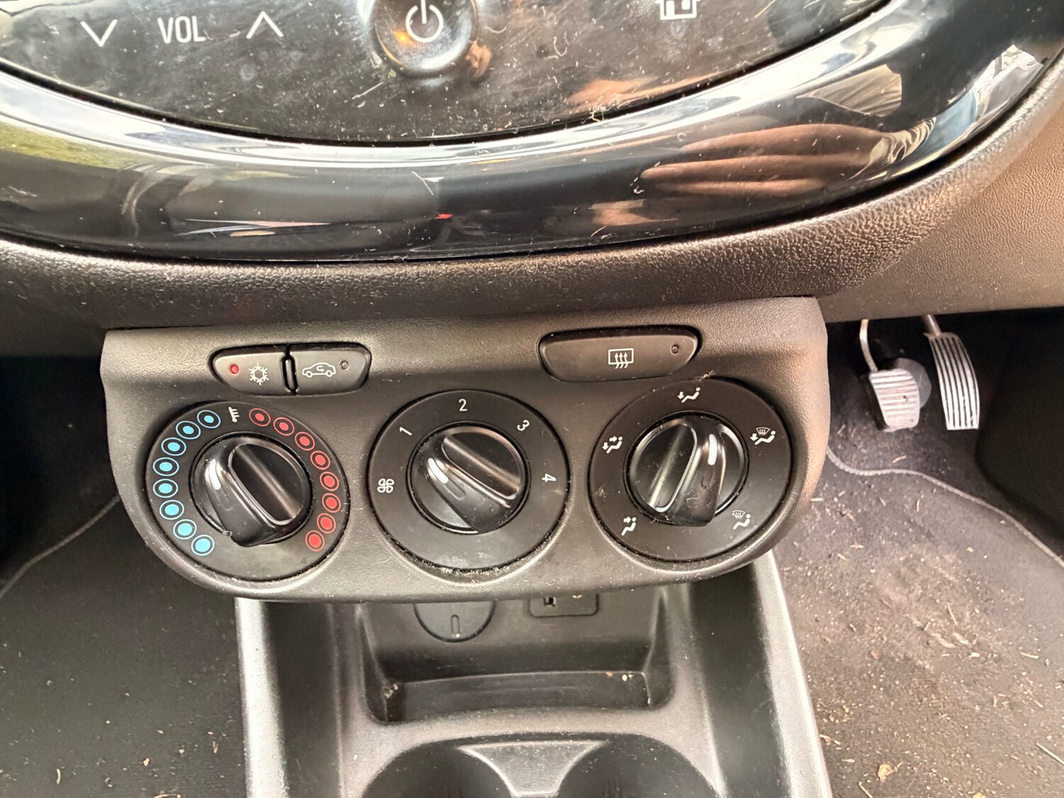 Used Vauxhall Corsa 2015 for sale - 77492747: Photo 14