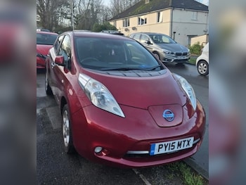 2015 (15) - 80kW Acenta 24kWh 5dr Auto