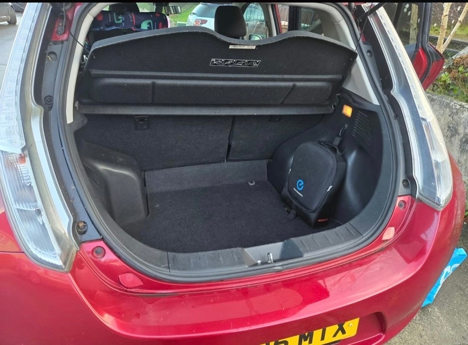 Used Nissan Leaf 2015 for sale - 76855491: Photo 4