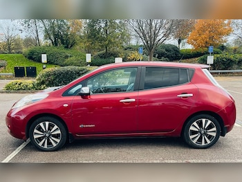 Used Nissan Leaf 2017 for sale - 76526539: Photo