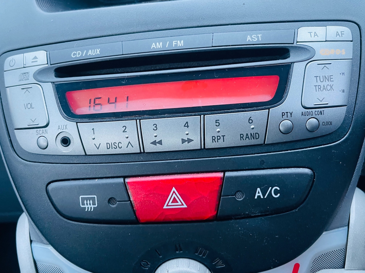 Used Toyota AYGO 2008 for sale - 76848760: Photo 13