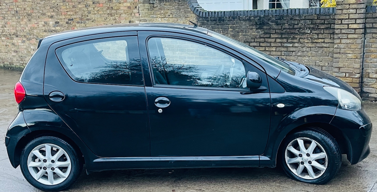 Used Toyota AYGO 2008 for sale - 76848760: Photo 8