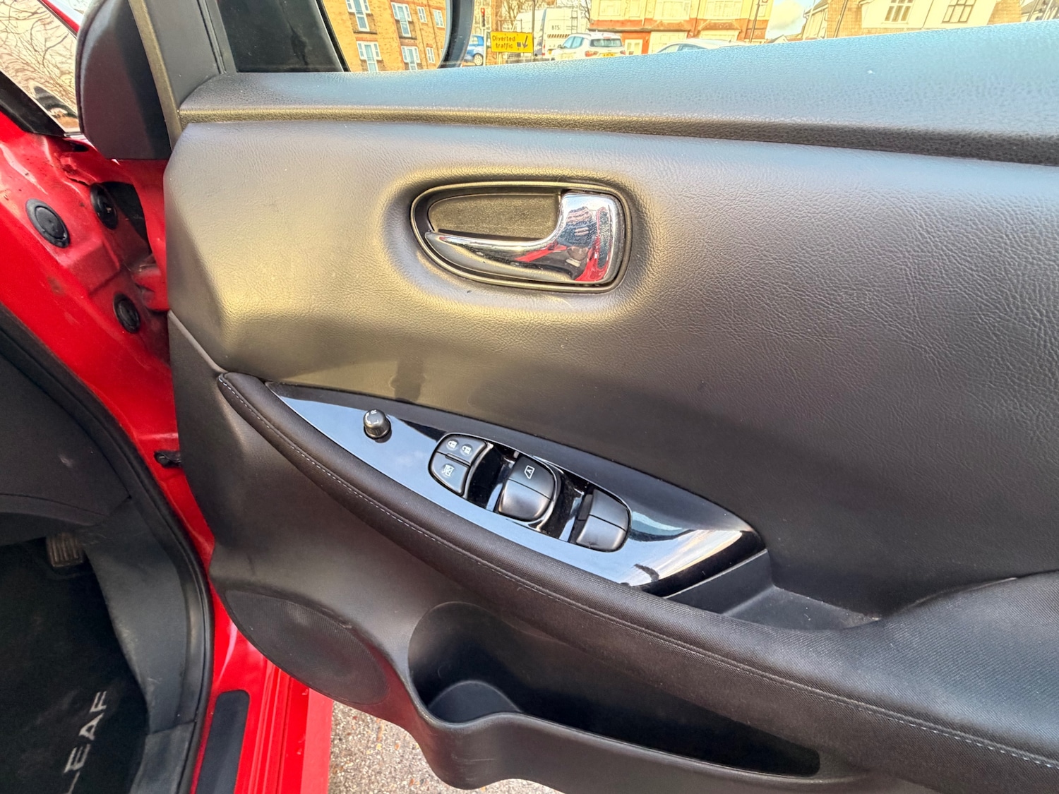 Used Nissan Leaf 2018 for sale - 77095415: Photo 27