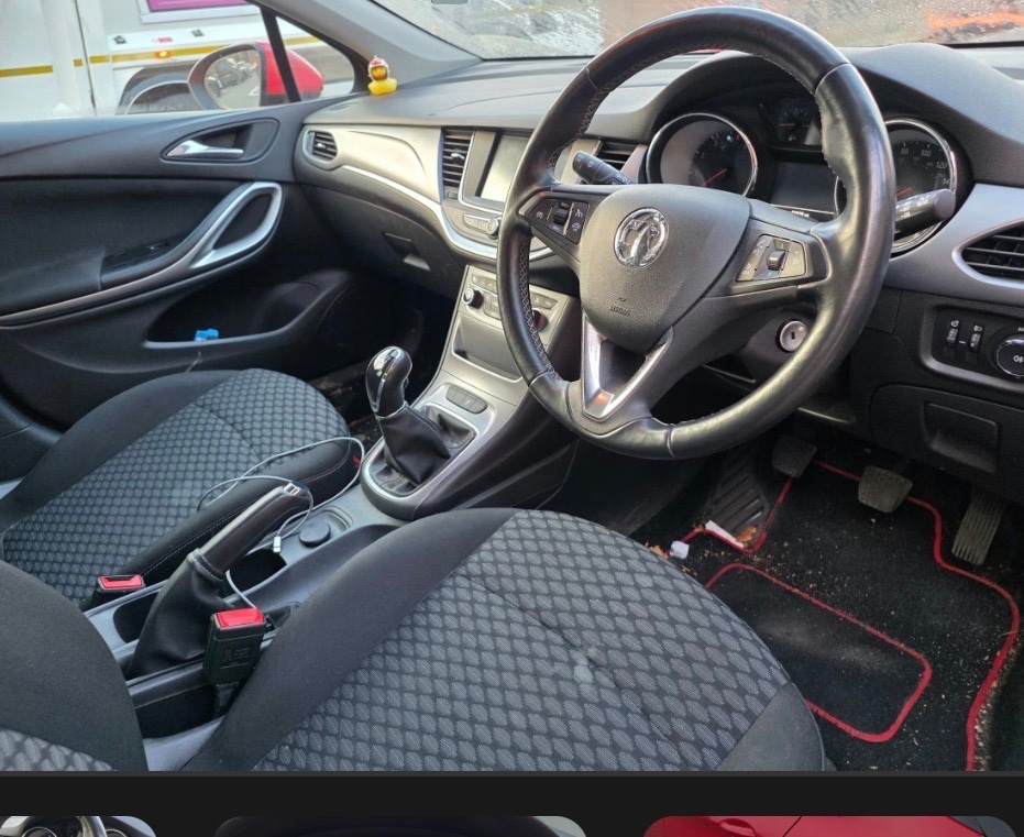 Used Vauxhall Astra 2017 for sale - 78061556: Photo 2