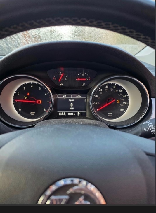 Used Vauxhall Astra 2017 for sale - 78061556: Photo 3