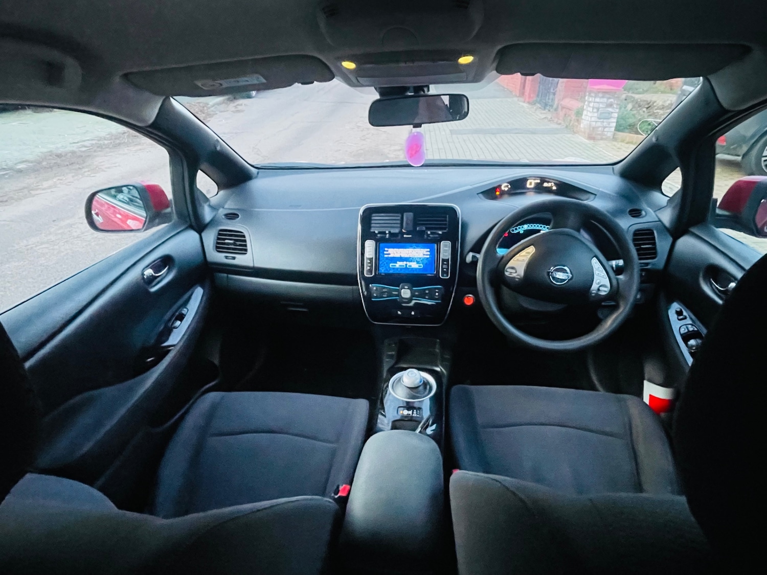 Used Nissan Leaf 2015 for sale - 76941241: Photo 10