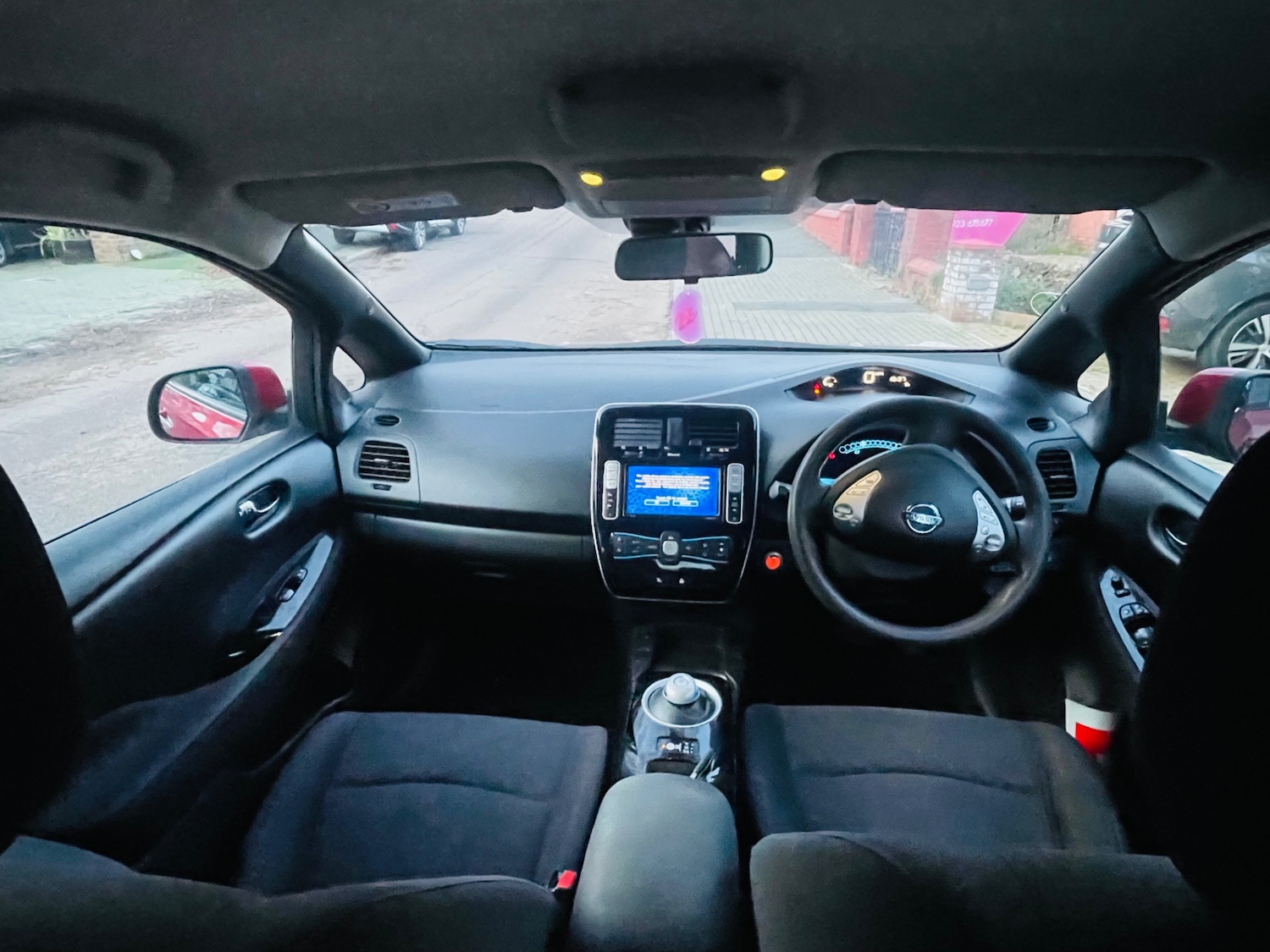 Used Nissan Leaf 2015 for sale - 76941241: Photo 11