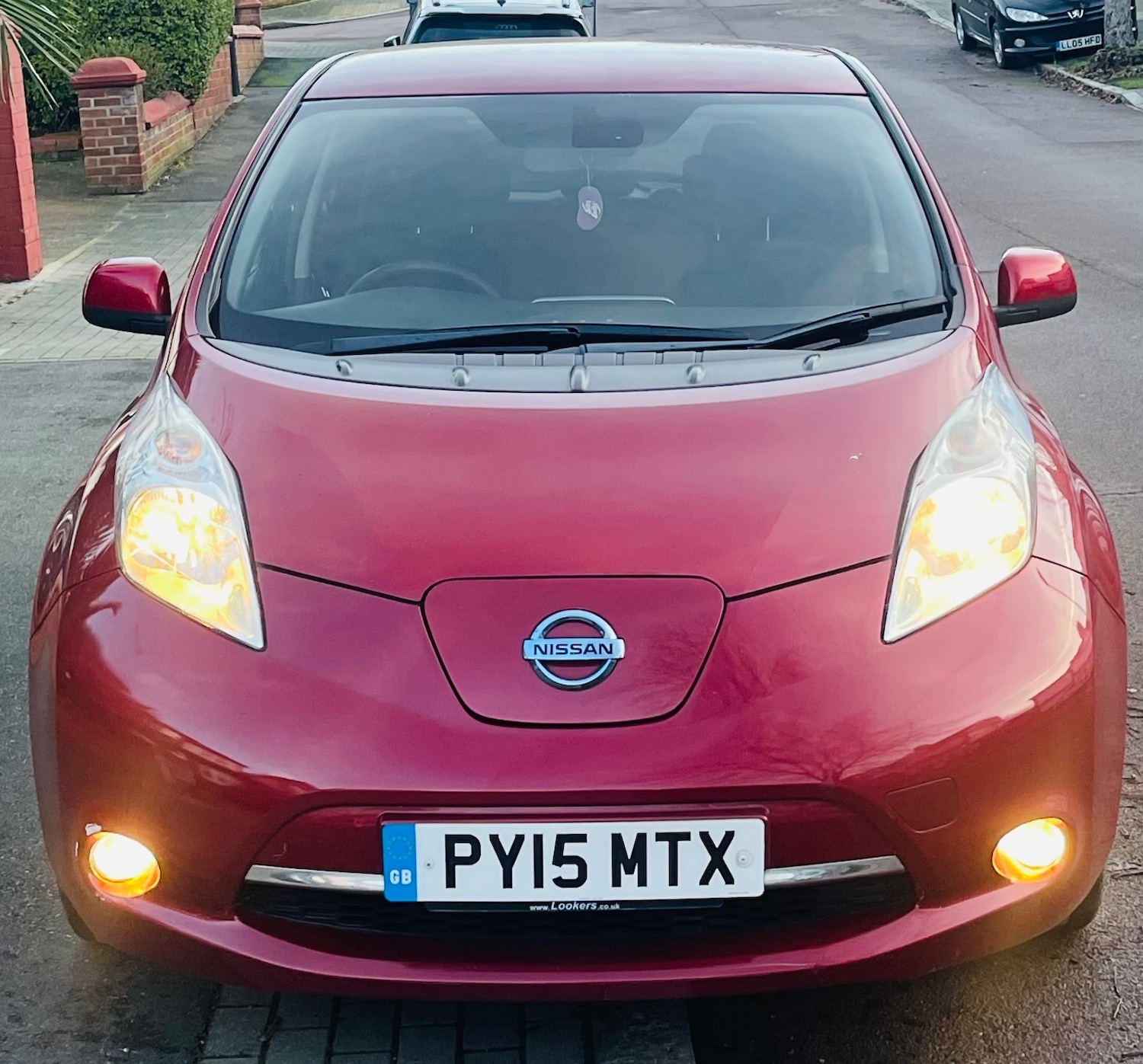 Used Nissan Leaf 2015 for sale - 76941241: Photo 2