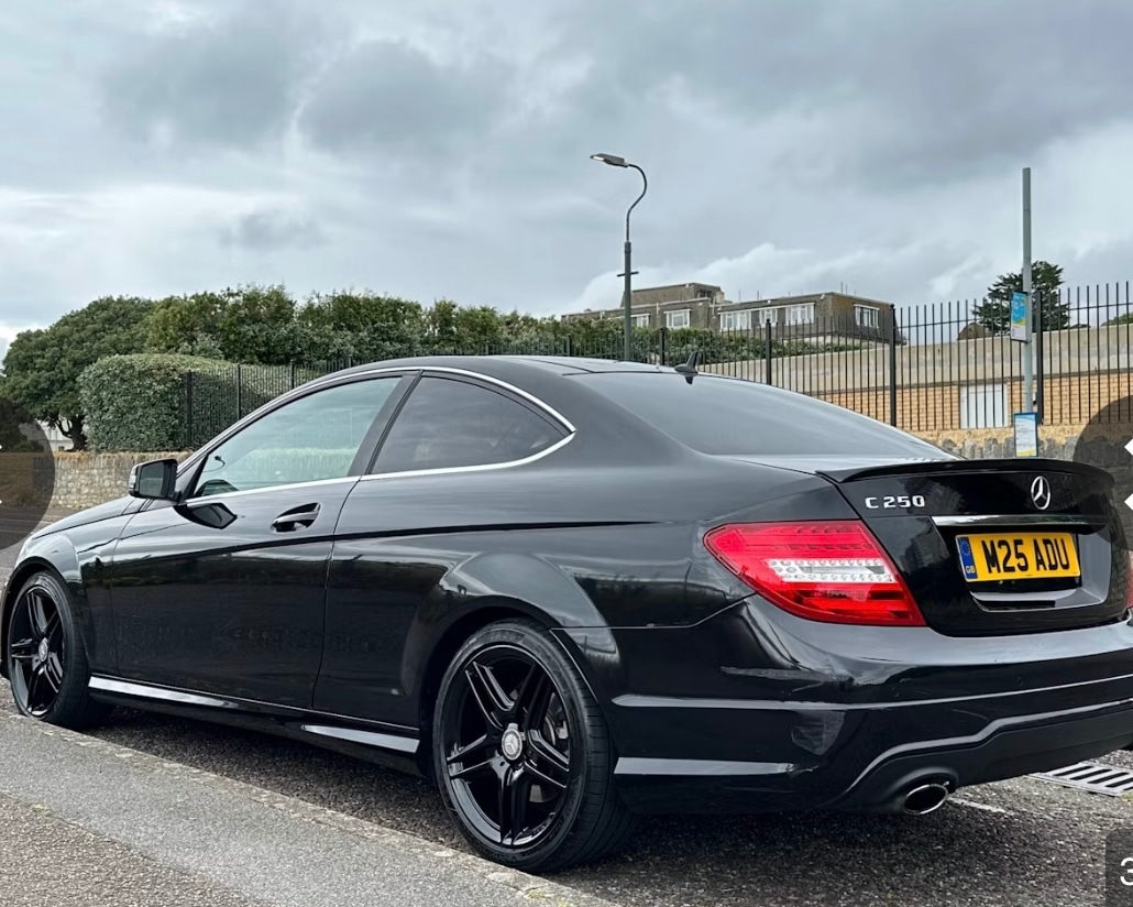 Used Mercedes-Benz C Class 2013 for sale - 76258604: Photo 3