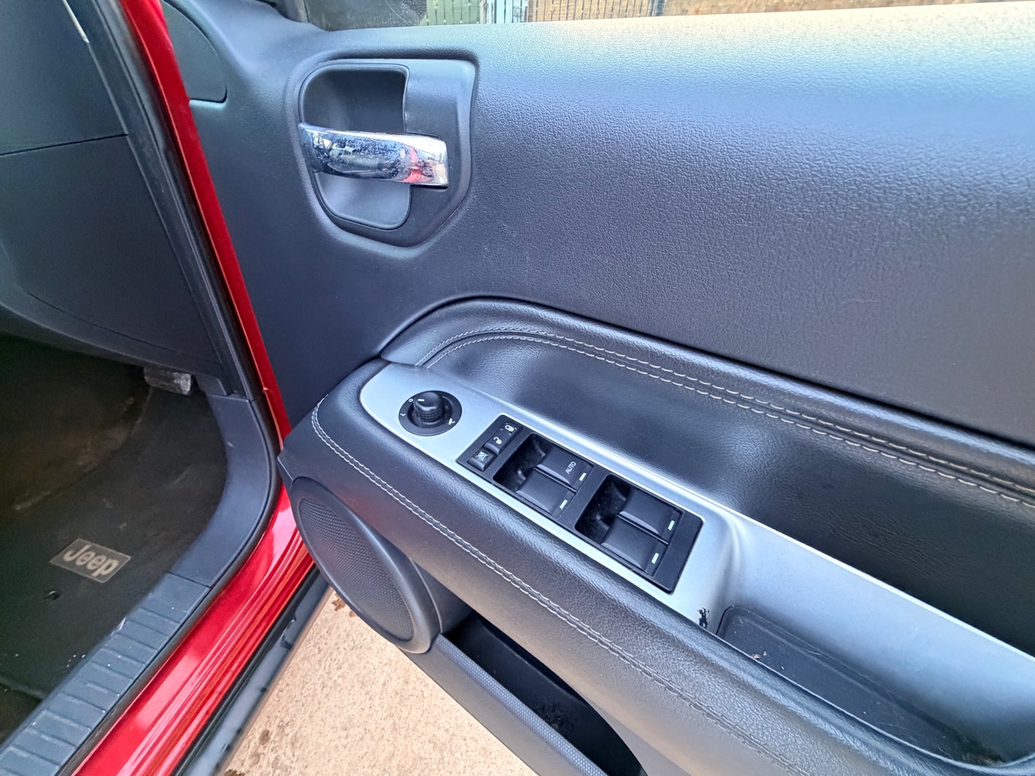 Used Jeep Compass 2013 for sale - 77558859: Photo 26