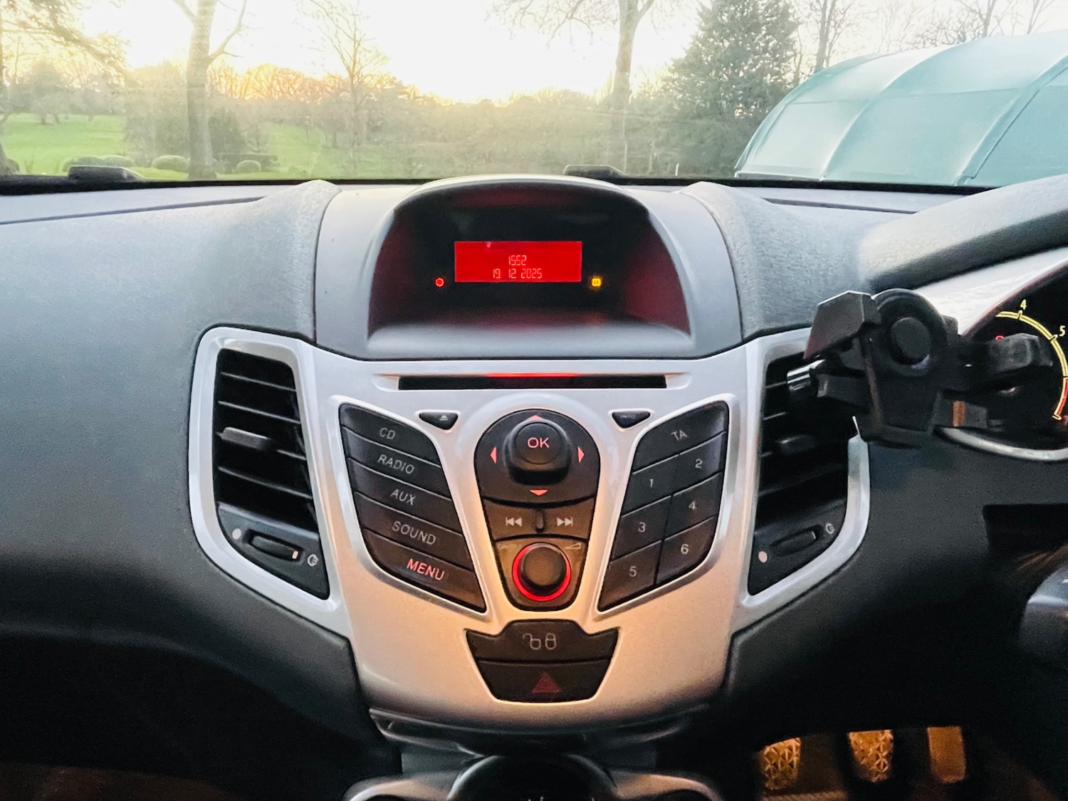 Used Ford Fiesta 2009 for sale - 77018094: Photo 14