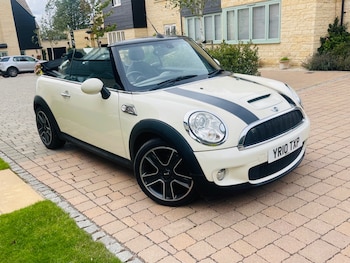 Used MINI Convertible 2010 for sale - 75514879: Photo