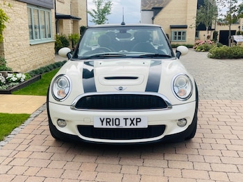 Used MINI Convertible 2010 for sale - 75514879: Photo
