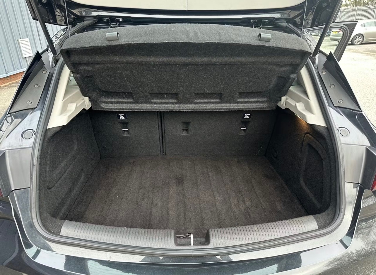 Used Vauxhall Astra 2016 for sale - 76848766: Photo 4