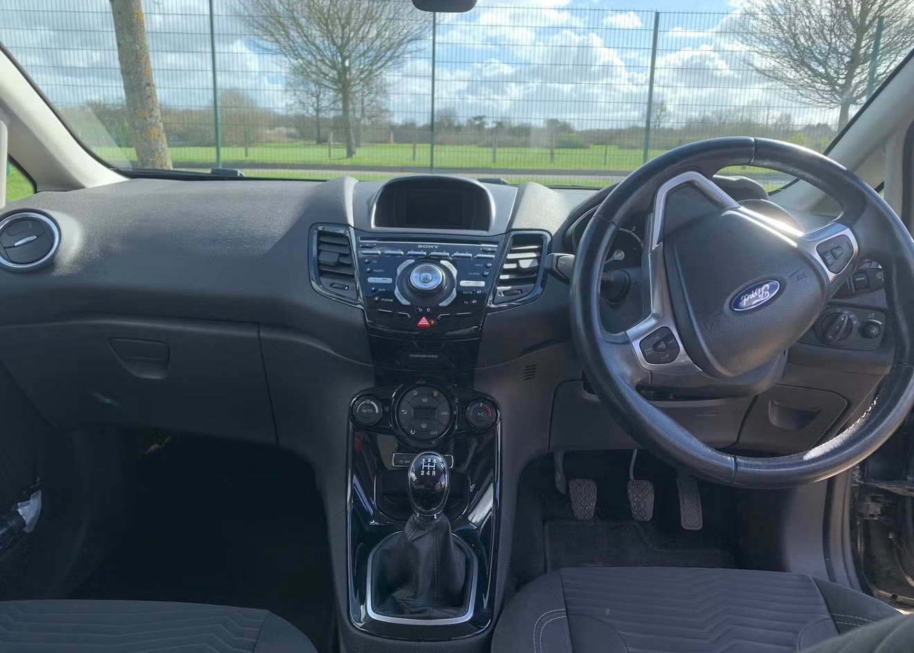 Used Ford Fiesta 2014 for sale - 77954439: Photo 5