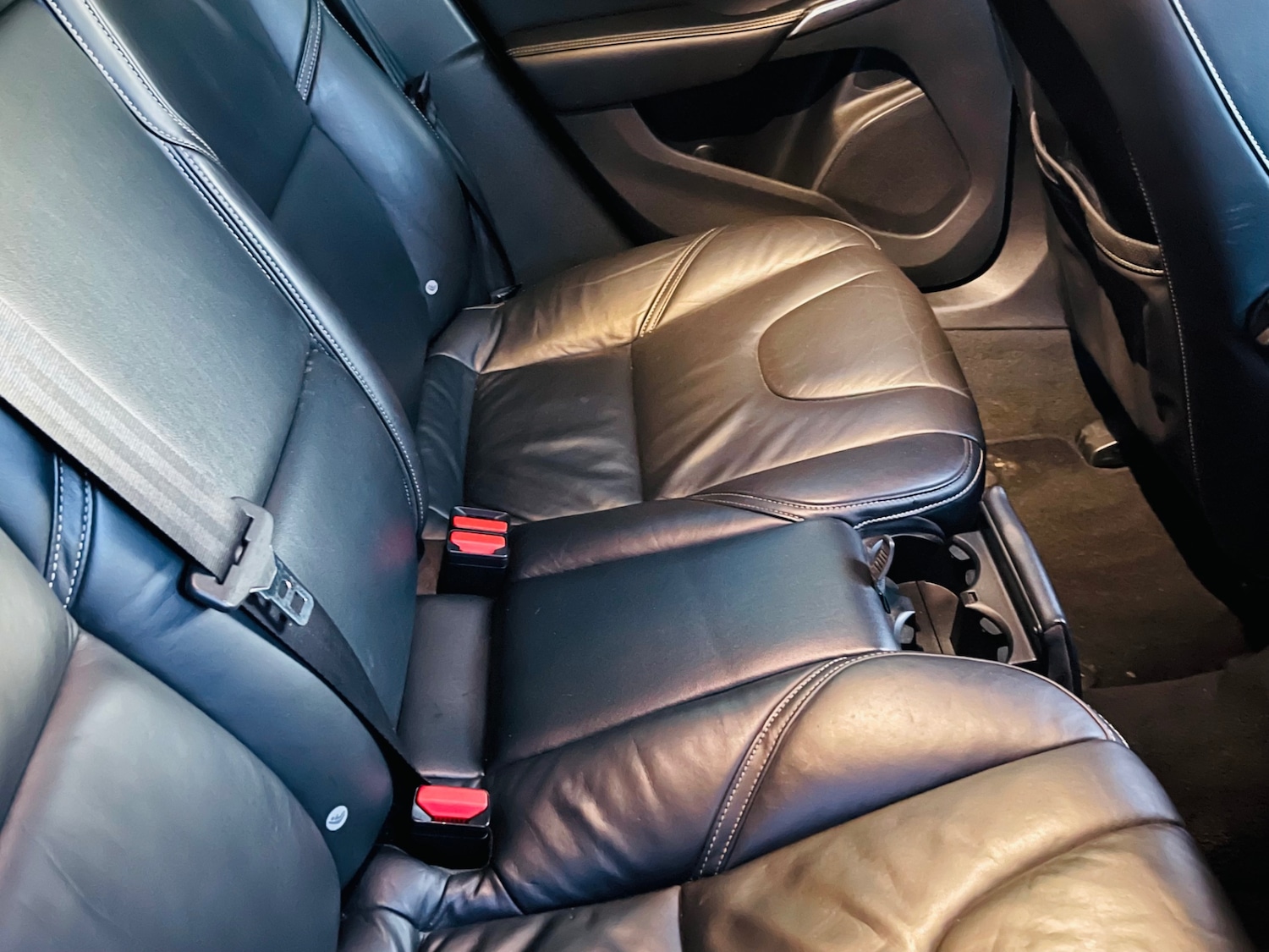 Used Volvo V40 2015 for sale - 76922143: Photo 15