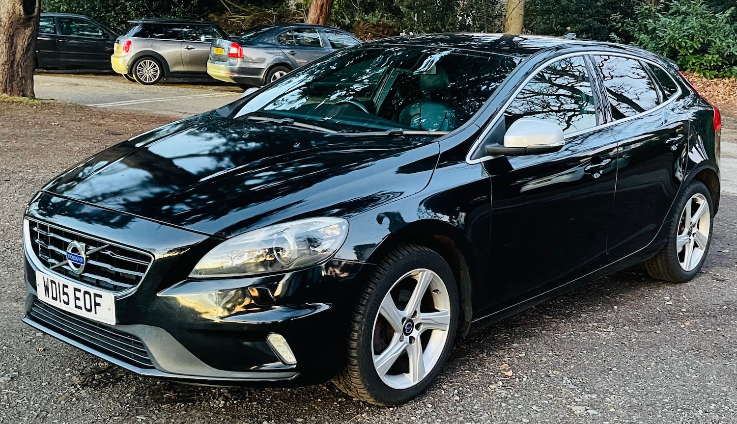 Used Volvo V40 2015 for sale - 76922143: Photo 4