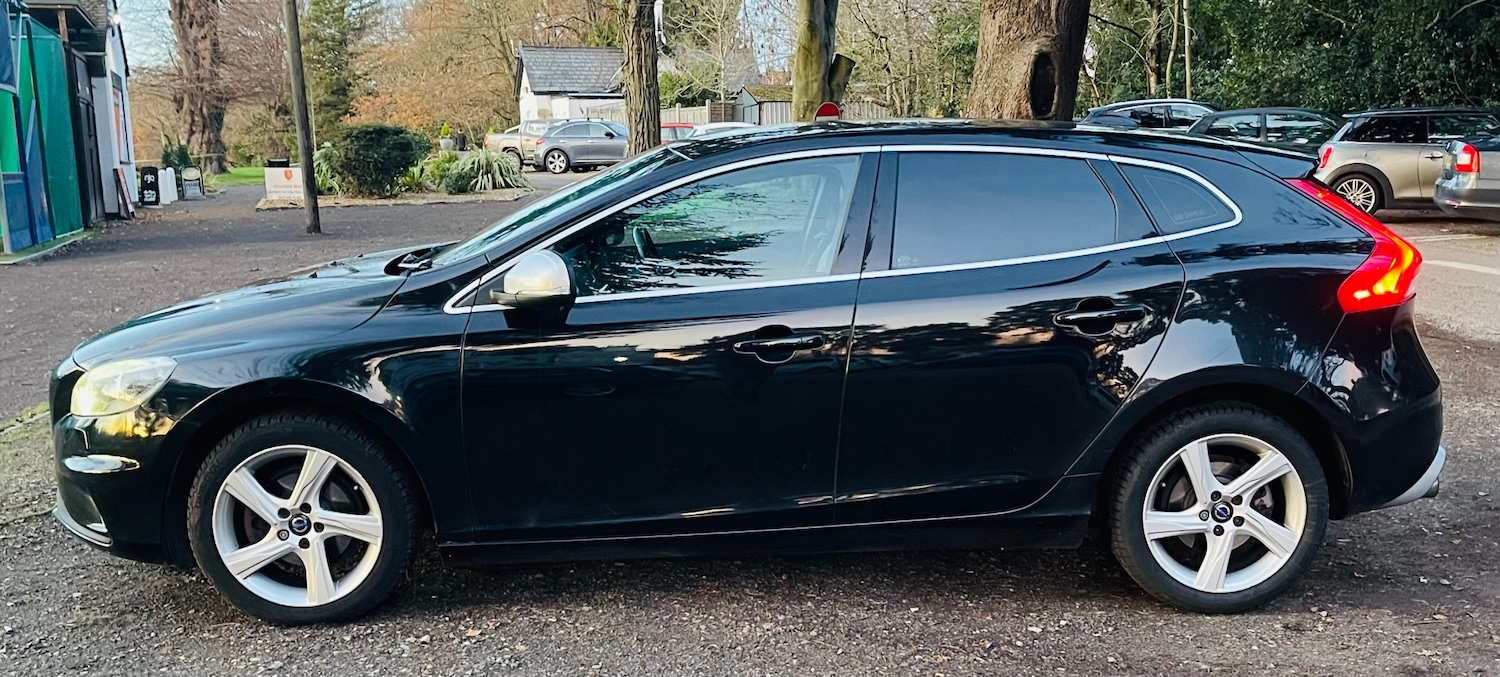 Used Volvo V40 2015 for sale - 76922143: Photo 6