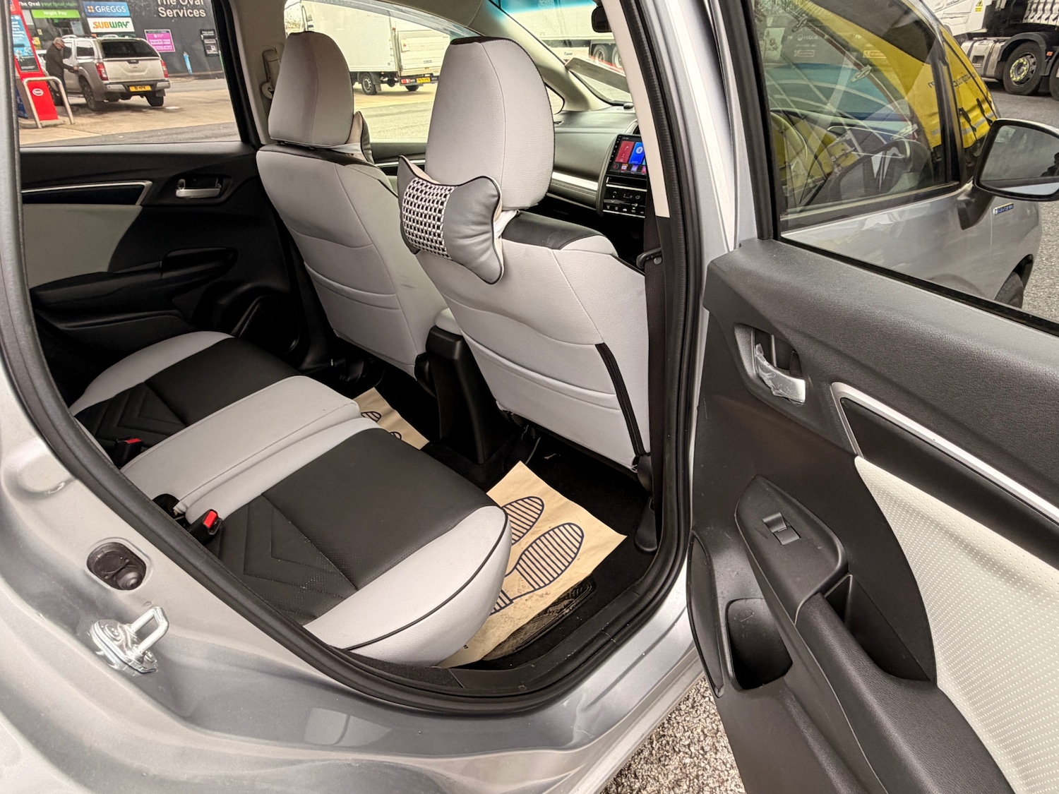 Used Honda Fit 2024 for sale - 77668221: Photo 10