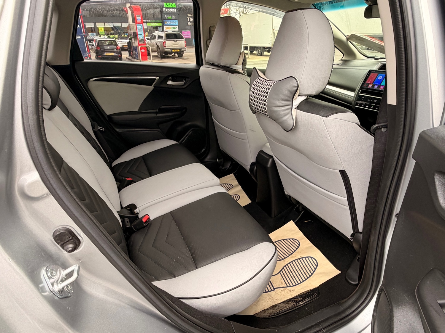 Used Honda Fit 2024 for sale - 77668221: Photo 9