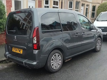 Used Peugeot Partner Tepee 2014 for sale - 77710980: Photo