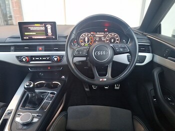 Used Audi A5 2018 for sale - 76537111: Photo