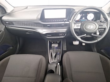 Used Hyundai BAYON 2024 for sale - 76144635: Photo 2