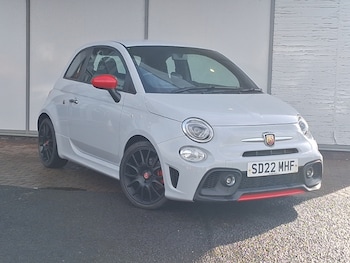 Used Abarth 595 2022 for sale - 77947575: Photo