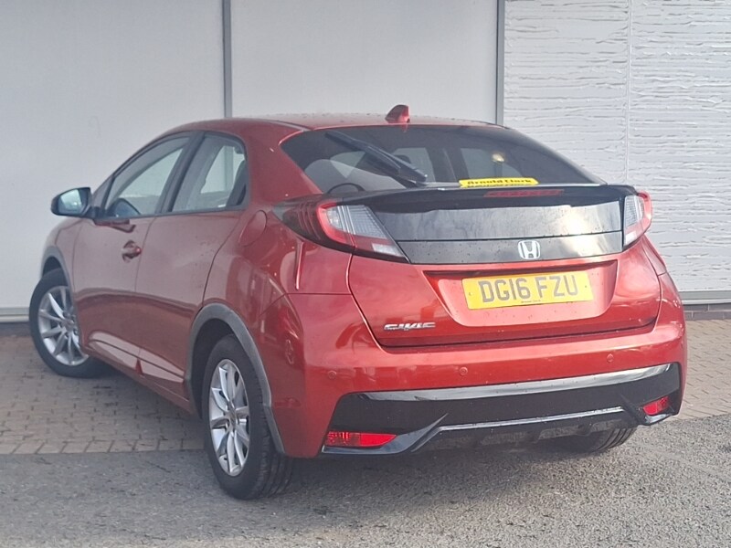 Used Honda Civic 2016 for sale - 77975104: Photo 3