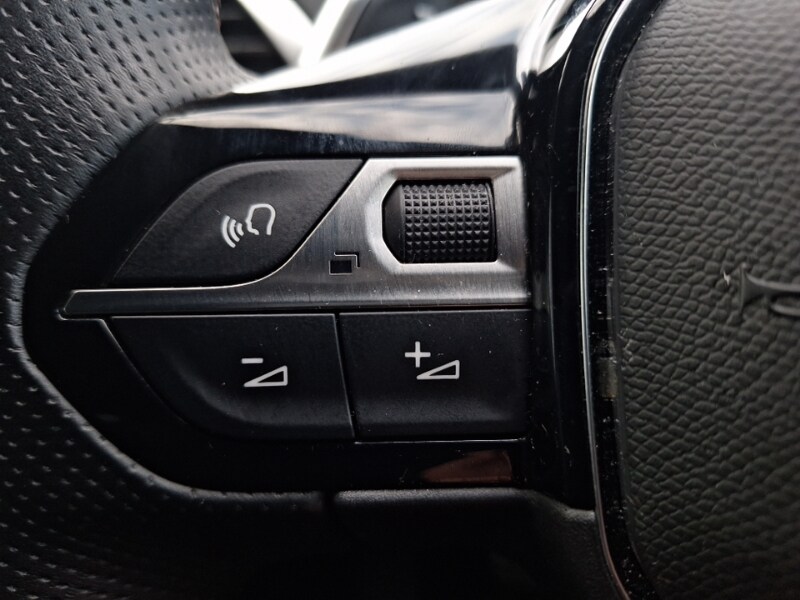 Used Peugeot 5008 2023 for sale - 77999434: Photo 16