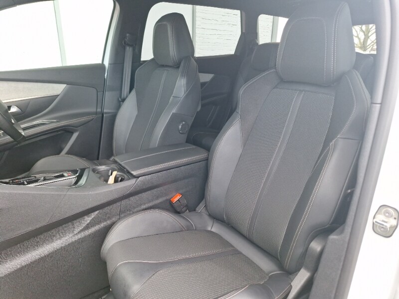 Used Peugeot 5008 2023 for sale - 77999434: Photo 5